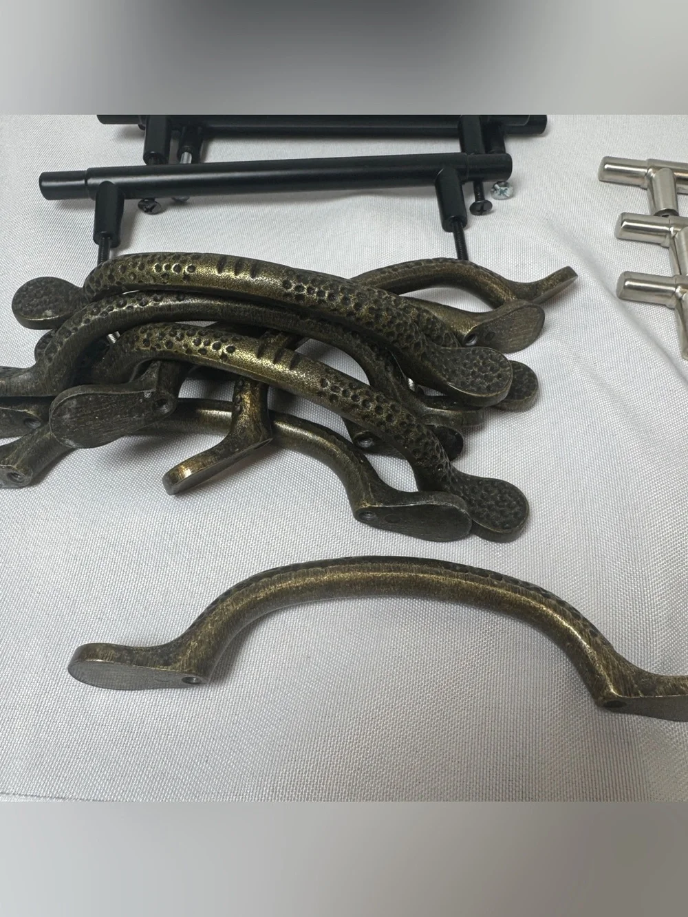 Lot of 15 Cabinet Door Handles Pulls Mixed Finishes Black Silver Bronze Hardware